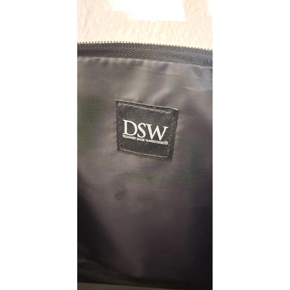 DSW‎ athletic workout travel bag